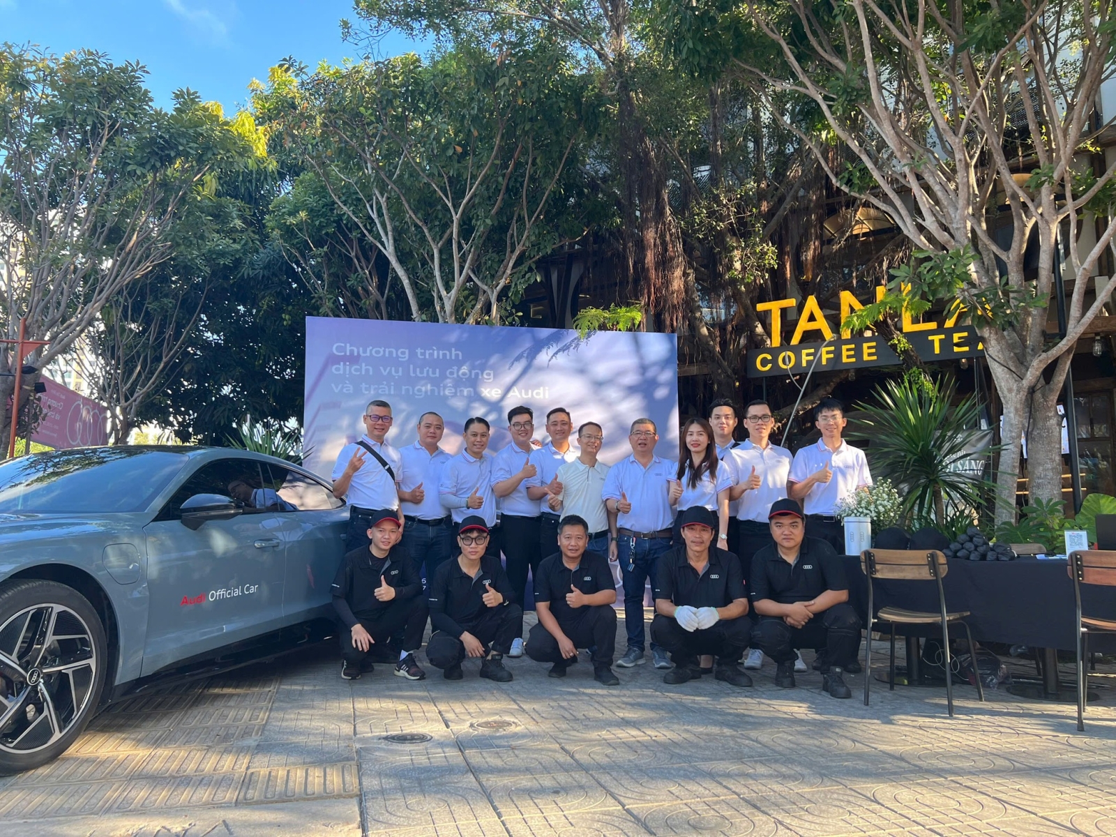 Chương trình Dịch vụ Lưu động và Trải nghiệm Xe Audi