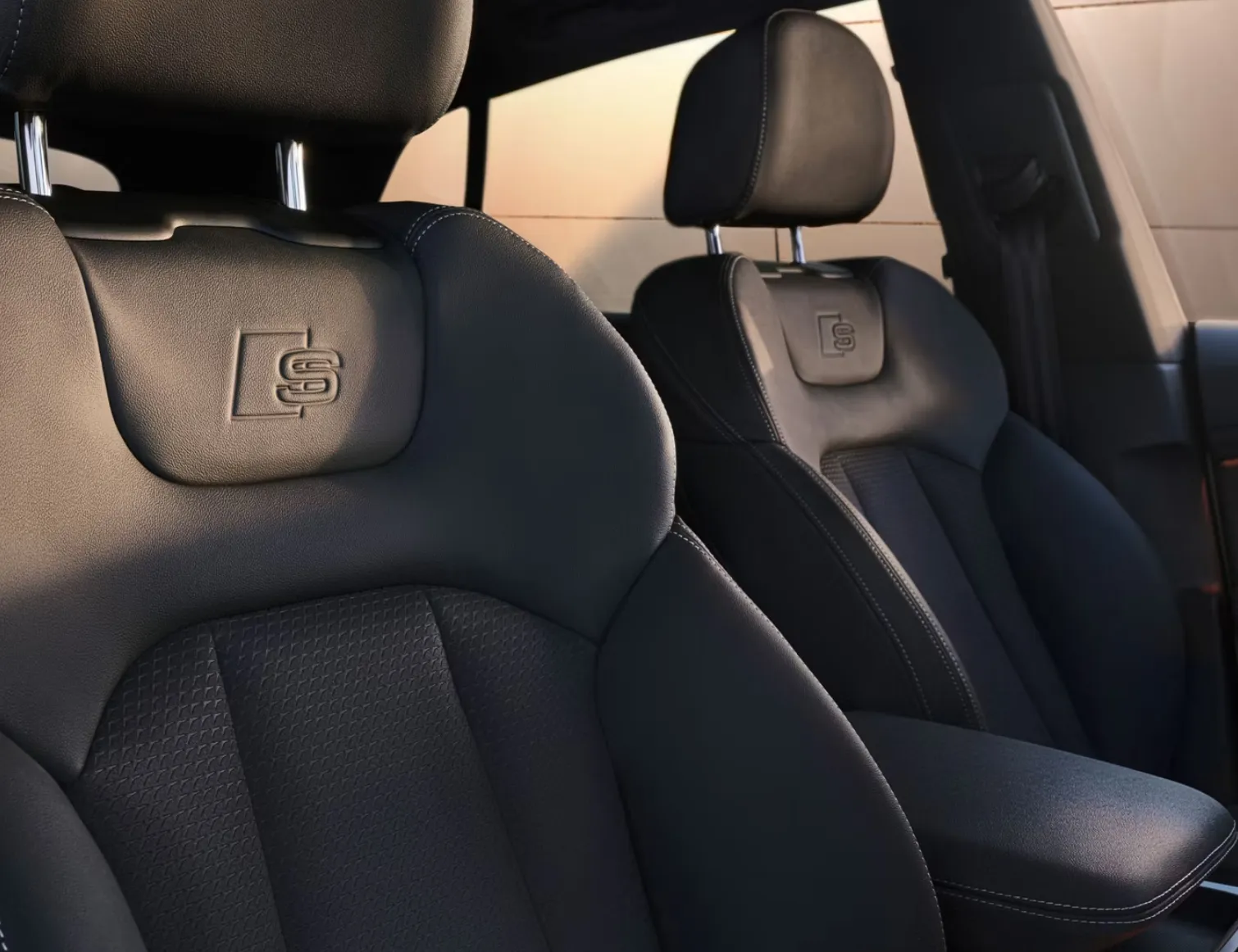 Sự thoải mái vượt trội trong khoang nội thất